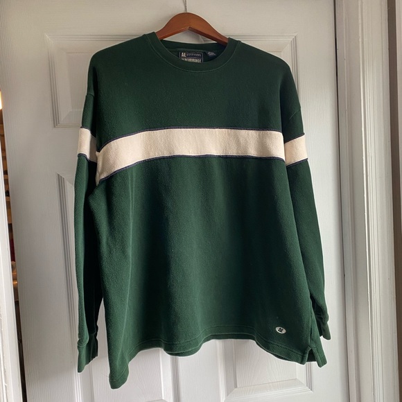 American Eagle Outfitters Other - American Eagle crew neck Size XL